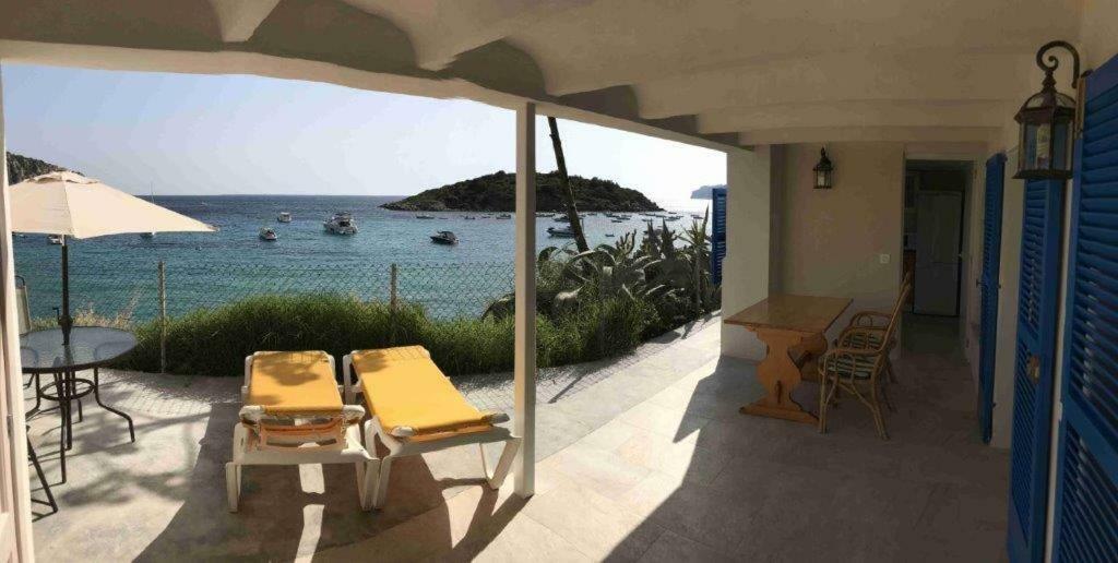 Hebergement Front De Mer Apartment Sant Elm Exterior photo